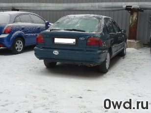 Битый автомобиль Ford Mondeo