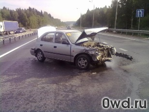 Битый автомобиль Hyundai Accent