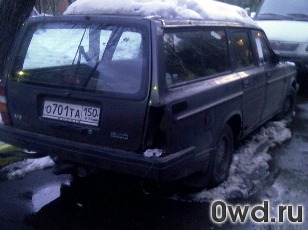 Битый автомобиль Volvo 240