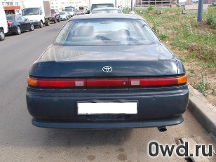 Битый автомобиль Toyota Mark II