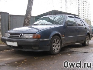 Битый автомобиль Saab 9000